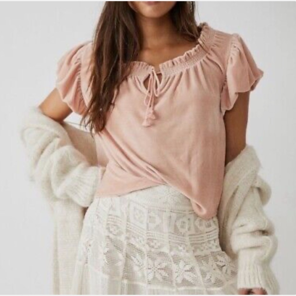 Free people -Super cute blush peachy pink velour top Xs